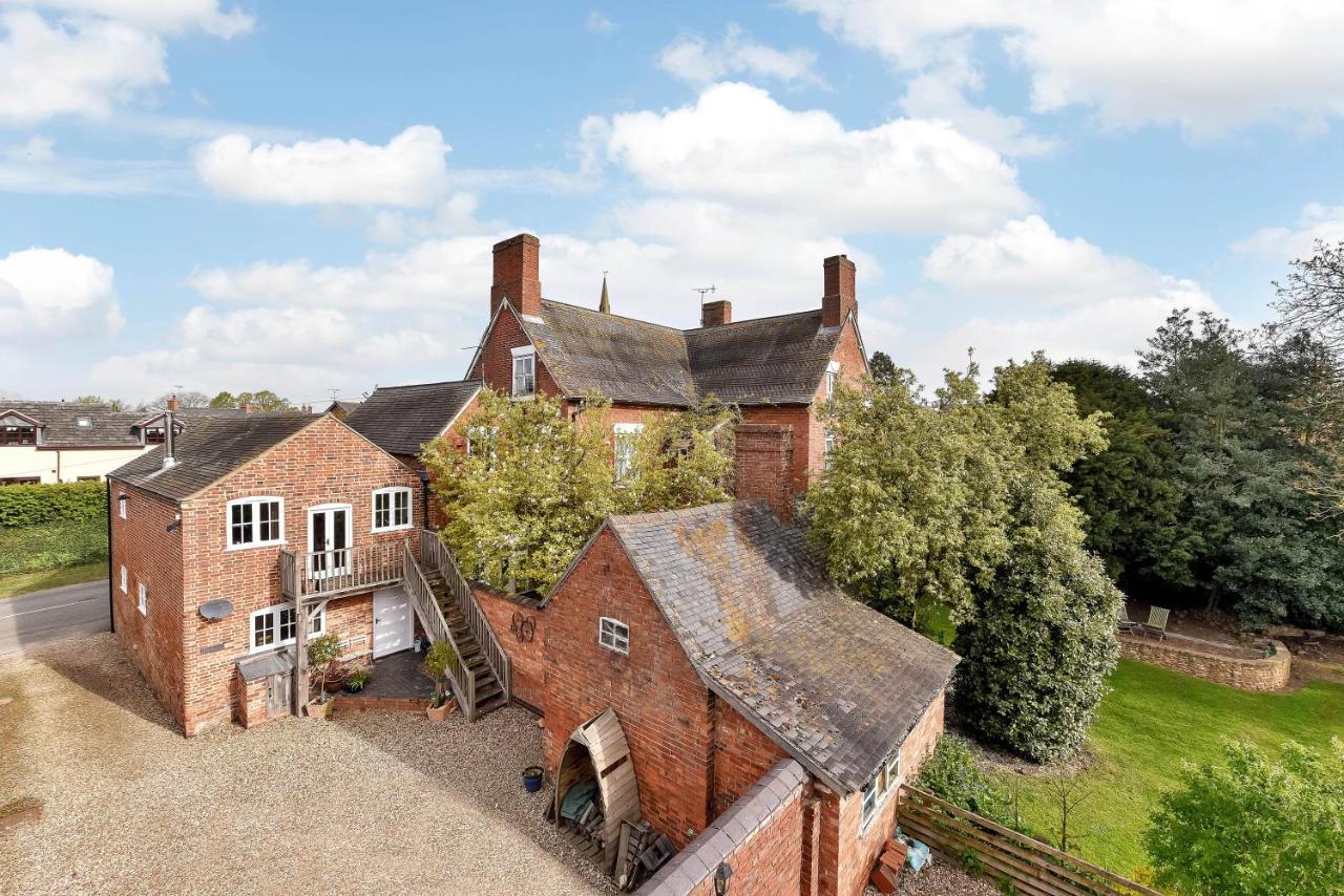 Bed and Breakfast The Hollies à South Kilworth Extérieur photo